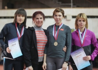Yelena Arzhakova. Silver medallist at Russian indoor Championships 2011 at 1500m