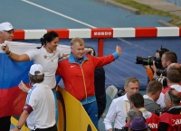 Tatyna Lysenko. Hammer World Champion 2013, Moscow. With coach Nikolay Beloborodov