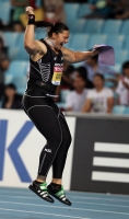 Фото с Чемпионата Мира 2011 (Тэгу, Корея). Чемпионка Мира в толкании ядра Валери Адамс (Новая Зеландия)