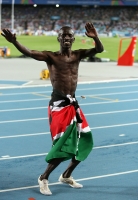 Фото с Чемпионата Мира 2011 (Тэгу, Корея). Победитель на 3000м с/п - Кембой Эзекиль (Кения). Победный танец