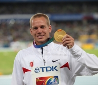 Фото с Чемпионата Мира 2011 (Тэгу, Корея). Победитель в прыжке в высоту стал Джесси Уильямс (США)