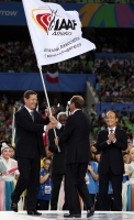 Фото с Чемпионата Мира 2011 (Тэгу, Корея). Церемония передачи флага. Александр Жуков. Не забудьте про меня... Я тоже хочу!!!