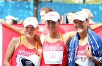 *Фото с Чемпионата Мира 2011 (Тэгу, Корея). Серебряный призер Гонг Лю (Китай) с подругами по команде 