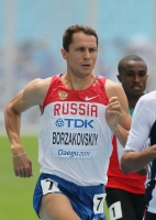 *Фото с Чемпионата Мира 2011 (Тэгу, Корея). Забеги на 800м. Юрий Борзаковский  