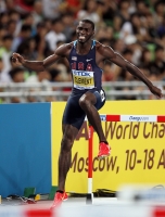 *Фото с Чемпионата Мира 2011 (Тэгу, Корея). Полуфинал на 400м с/б. Керрон Клемент (США)