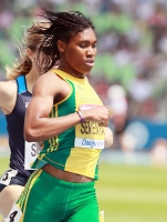 *Фото с Чемпионата Мира 2011 (Тэгу, Корея). Забеги на 800м. Кастер Семеня (ЮАР)